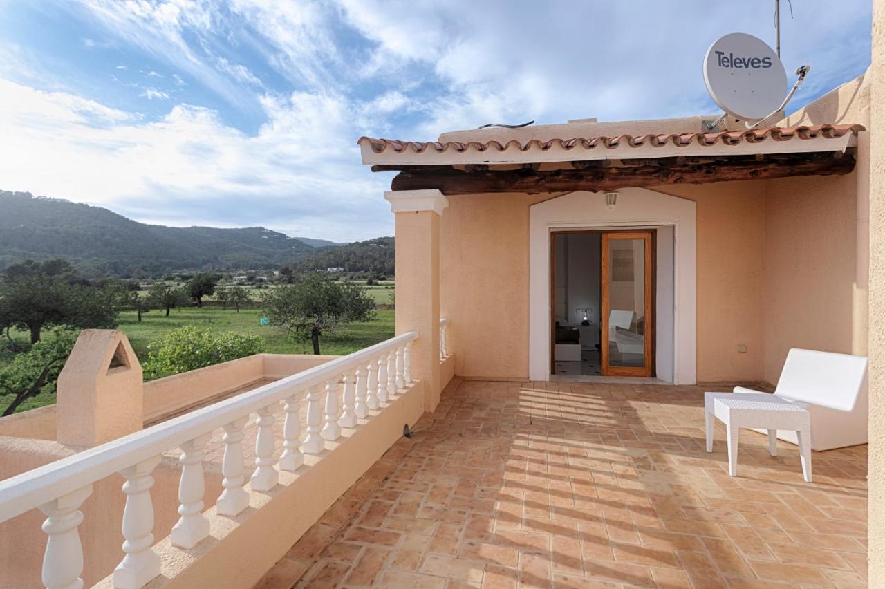 Villa Cana Simona Sant Jordi de ses Salines Exterior photo