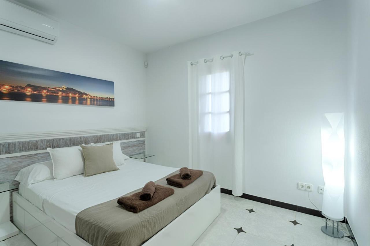 Villa Cana Simona Sant Jordi de ses Salines Exterior photo